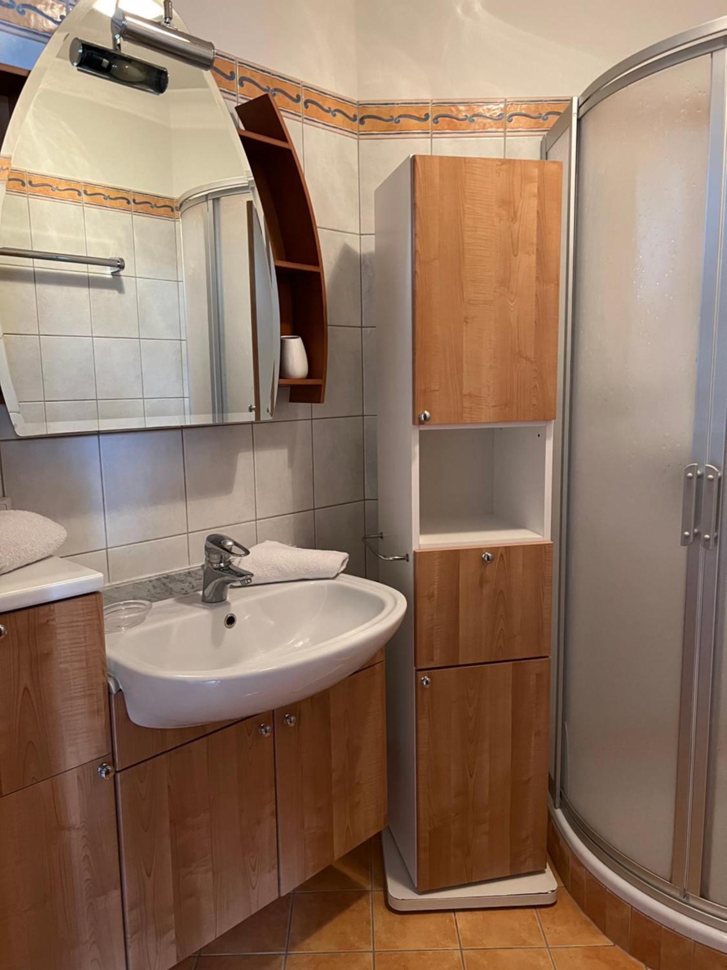 Appartement Holiday + Villa Theresa Kaprun Exterior foto