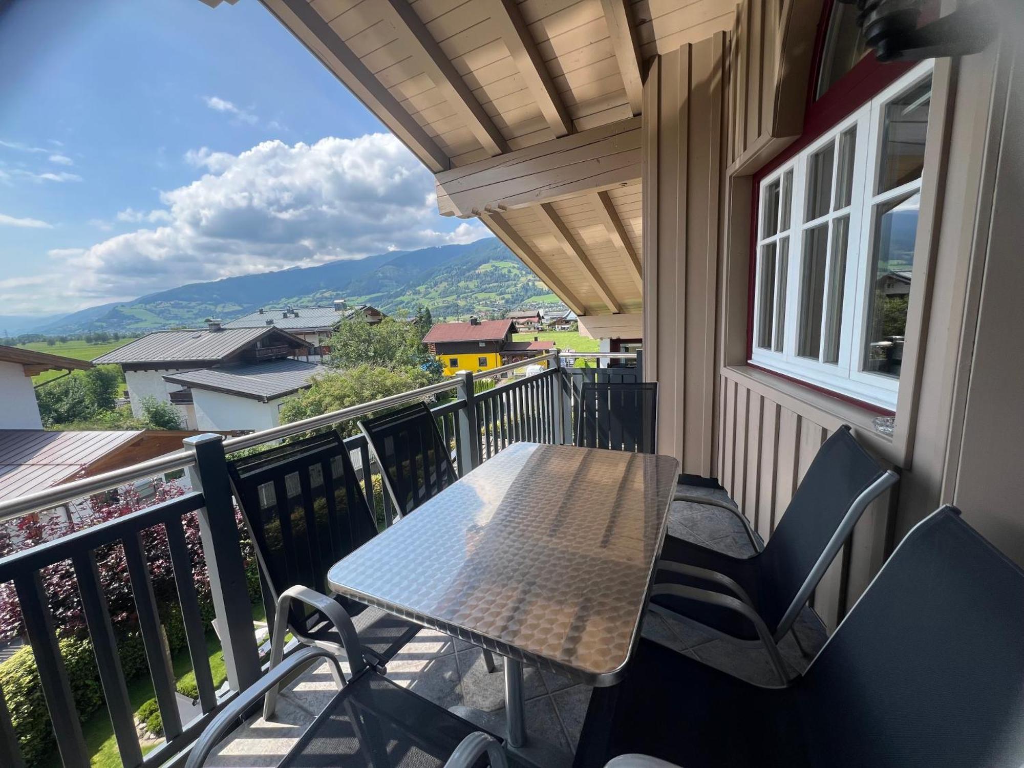Appartement Holiday + Villa Theresa Kaprun Exterior foto