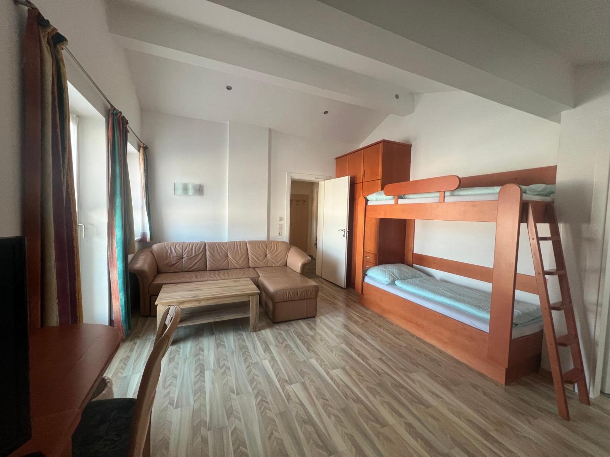 Appartement Holiday + Villa Theresa Kaprun Exterior foto